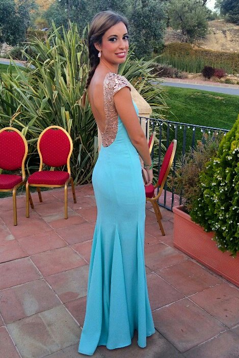 EstrellaTejidos's tweet photo. Así de espectacular @Lpmelero  con este vestido confeccionado con nuestros tejidos #InvitadaPerfecta https://t.co/RWZmGReMpw