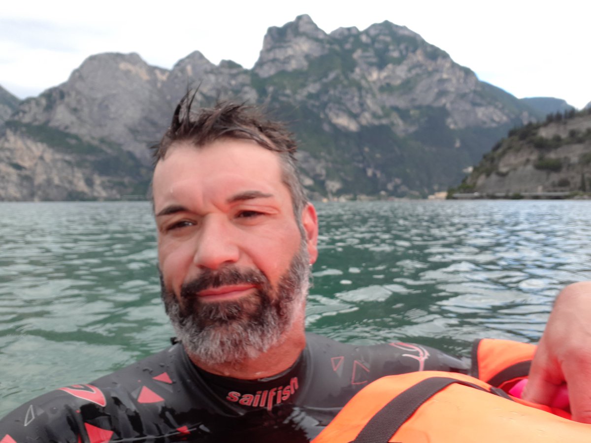 aleploch's tweet photo. Solitary morning swim! New project! @AquaSphereItaly @sailfish_tri @GarminItaly @sergioptissa #italianmachine https://t.co/ptb76OMcHp