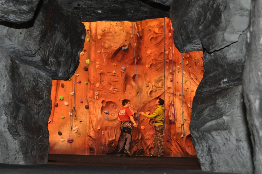 llangorsemac's tweet photo. Learn to #climb! Try our 1 hour 'Taster Session' to learn the basics :) #GetFit #HaveFun @Iloveclimbing @WalesOnline https://t.co/Yodhyp2yq7
