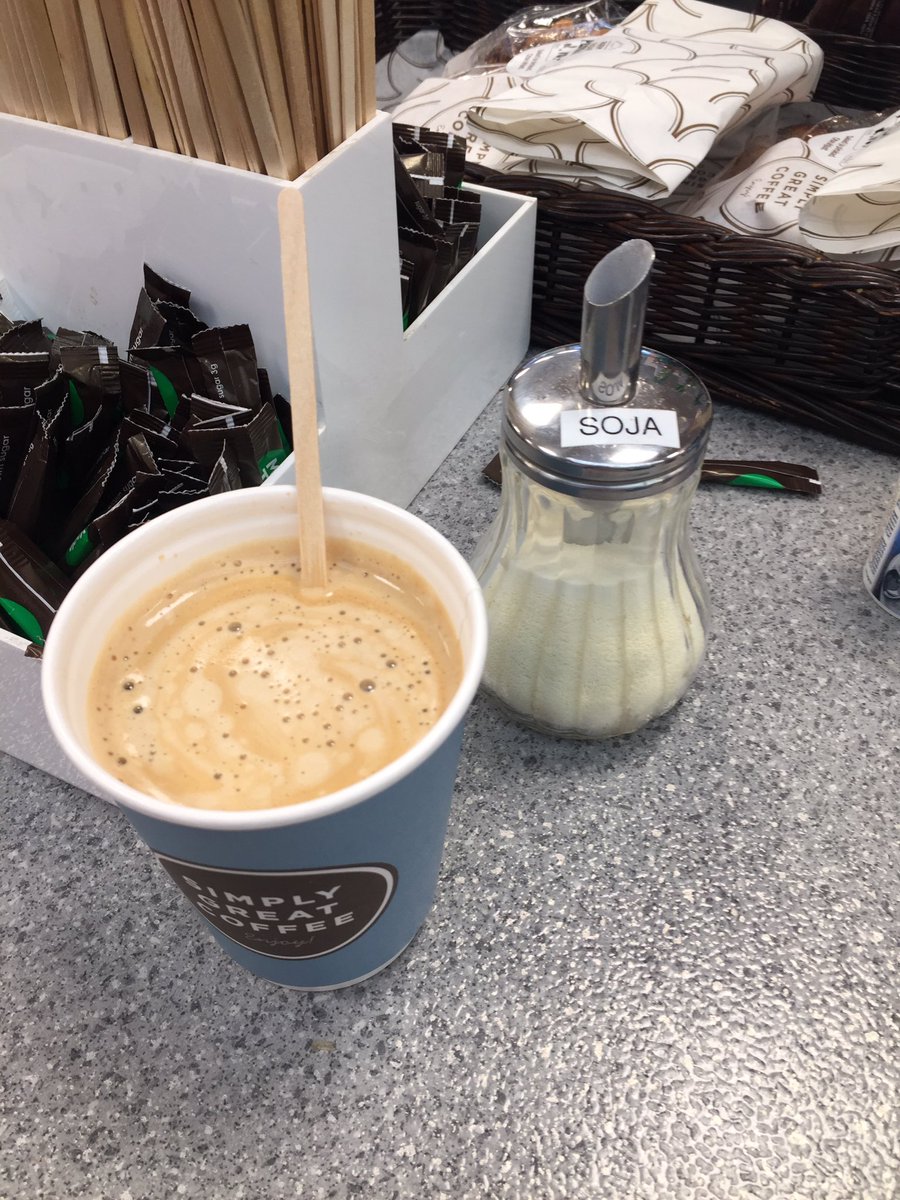 pupinators's tweet photo. @CircleKLatvija šis ir Igauņos (skatamies uz sojas piena pulveri), pie mums arī jau ir? Gaidu! #vegāns https://t.co/dtKx3zg4qz