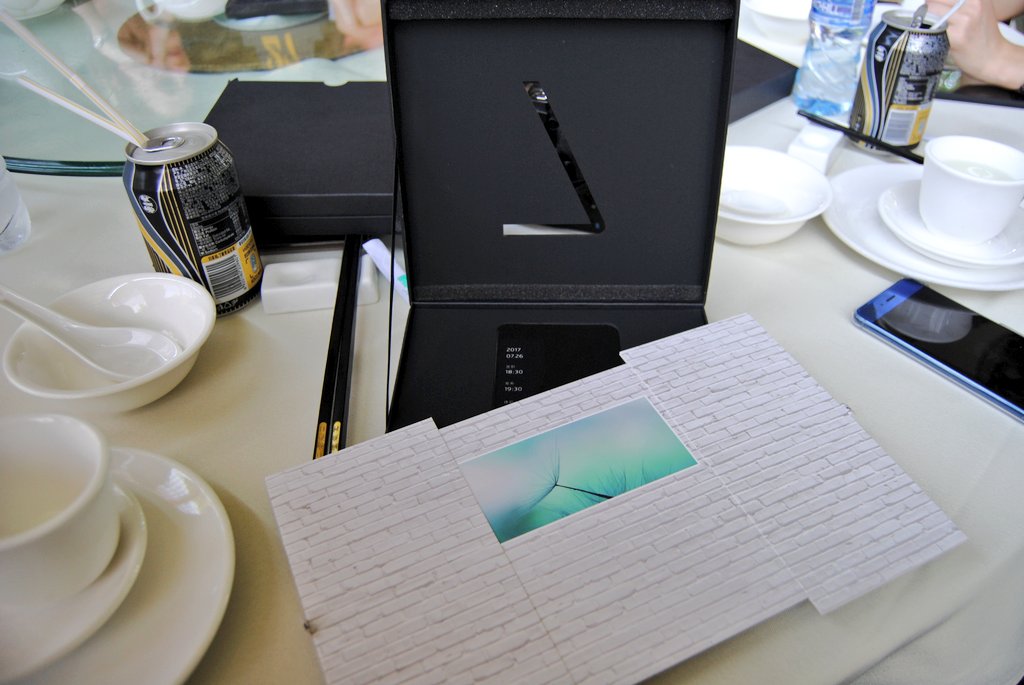 zero0signal's tweet image. Ancora un paio d&apos;ore! #meizupro7 @HDblog  @MEIZU