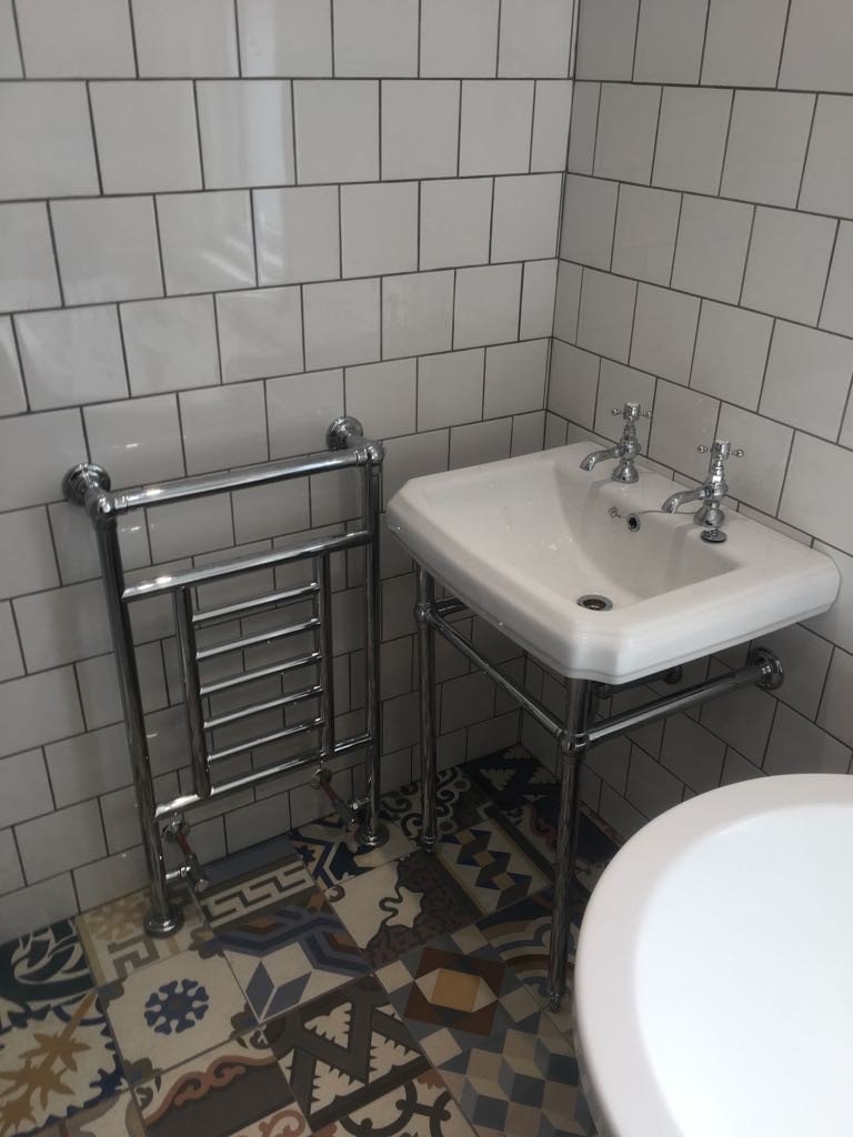 ADBPlumbing's tweet photo. Completed installing a new bathroom yesterday. We are loving the floor tiles! #plumbing #funkytiles #adbplaumbingandheating #getintouch https://t.co/m8Kh2yL84o