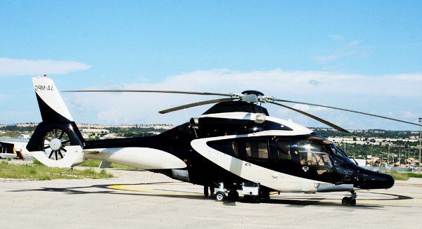 AirParos's tweet photo. Eurocopter ec155 b1 👌😎
#airparos #greece #eurocopter #ec155b1 #ec155 #helicopter #helicoptertour #copters #jet #jetlife #privatejet https://t.co/O2ZD3aUckL