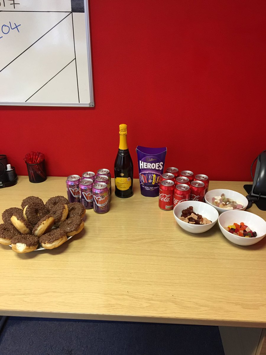 tanyamajorrec's tweet photo. Sales day here at #stafforce #leeds. Who will win this mornings competition and a box of heroes? #eliza #laura or #ramandeep! Comments below https://t.co/0BNiu62M5M