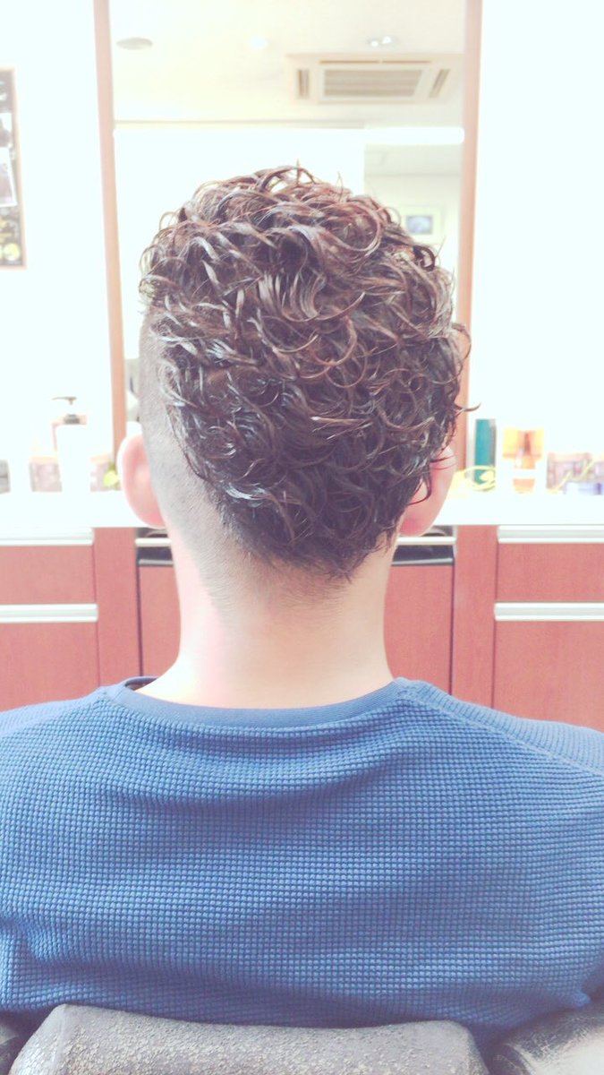 Hair Make Amore V Tvittere ヘアスタイルの紹介です パーマのsummer Hair 震災刈りにリッジ強めのパーマをかけました ご来店ありがとうございました