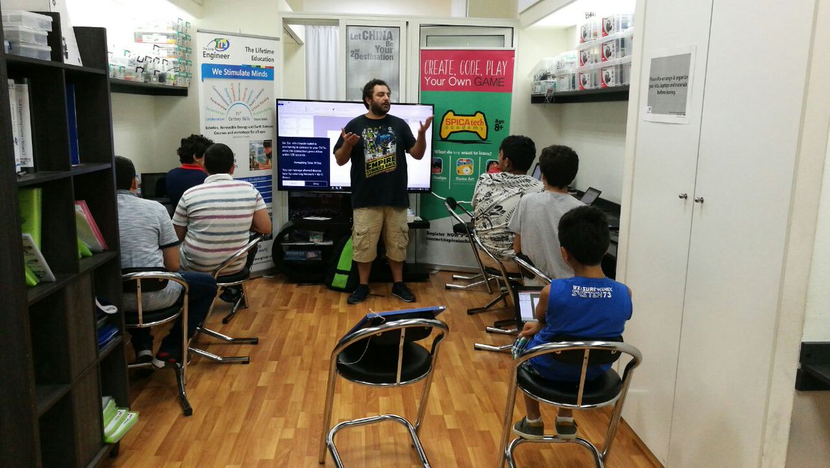 This is how <a href="/SpicaTechAcad/">SpicaTechAcademy</a> we empower kids; creating and coding their own video game, LIVE from @tlelebanon  Info: 96171920150