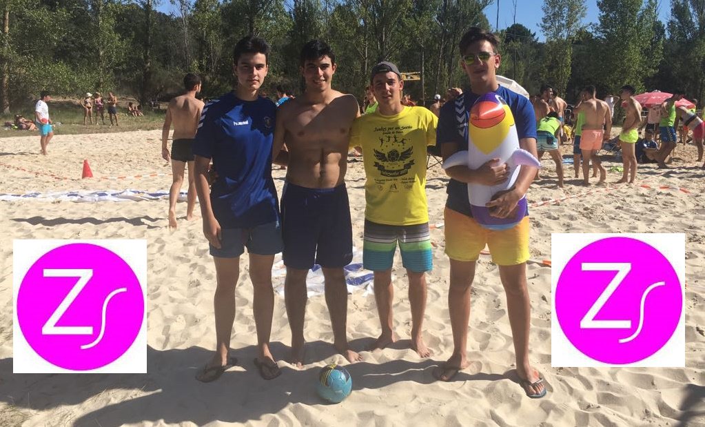 arandabmplaya's tweet photo. Patrocinador II Torneo de #Balonmano Playa BLASGON Villa de Aranda: ZONA SPORT ARANDA sorteando balón @adidas.  Ganador: Los juves del playa https://t.co/RX4zPlRWfC