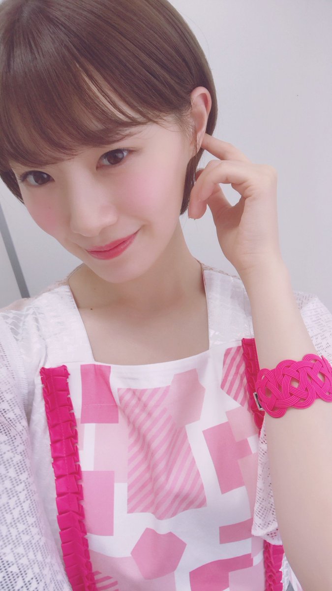 justaway_second's tweet photo. かなりんの誕生日まで
あと10日弱!!
うん?街中に中田花奈!?(´pωq`)
#全国こんなとこにも中田花奈
#ここからだから中田花奈
#COUNTDOWN6
#みんなで咲かそうぜかなりんの笑顔 https://t.co/NcaDDkQssQ