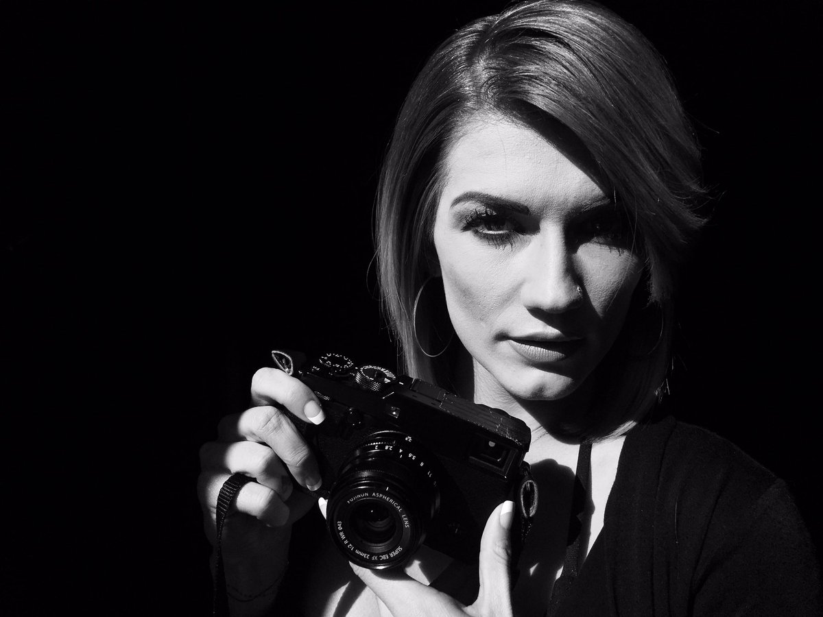 The lovely @NikkiduPlessis2 - image made with iPhone at a <a href="/stevecasting/">Steve Casting</a> workshop #XPro2