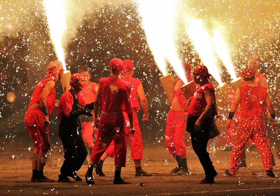 だんべー Com 群馬の花火大会 祭り 前橋市粕川まつり 会場 前橋市粕川小学校校庭 開催日 17 8 6 日 T Co Jeincfu1oq T Co X5c70n3d Twitter