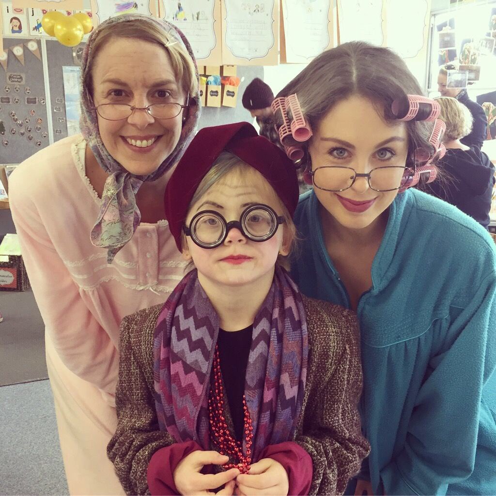 renaejhansen's tweet photo. 100 days of school and looking 100 years old yesterday. @vasseps https://t.co/WCSwef0vUD