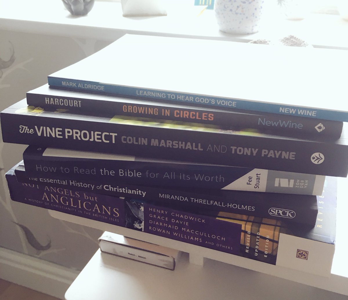 maria_jukes's tweet photo. Packing for holiday.. #theology #inspiration #cofe #training #willdothis https://t.co/LrKOYKpyYX