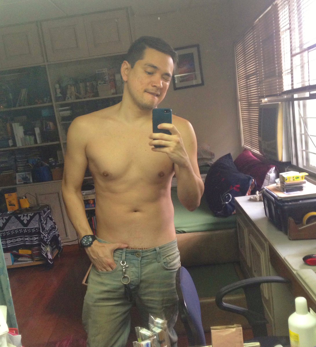 antonvil77's tweet photo. Let's get sexy :) https://t.co/KNCNcKOvA9