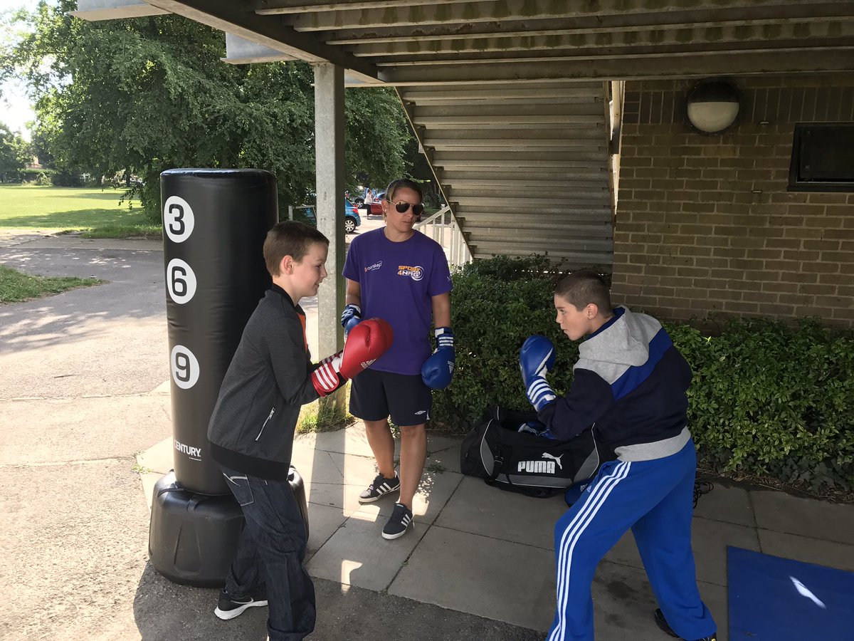 TDCActiveThanet's tweet photo. Day 3 of the #Thanetsummerblast17 programme 2day we are in St Peters for #FitandFed till 3pm. FREE Sport, arts and activities. #NRG #Thanet https://t.co/gSBC29MYOY