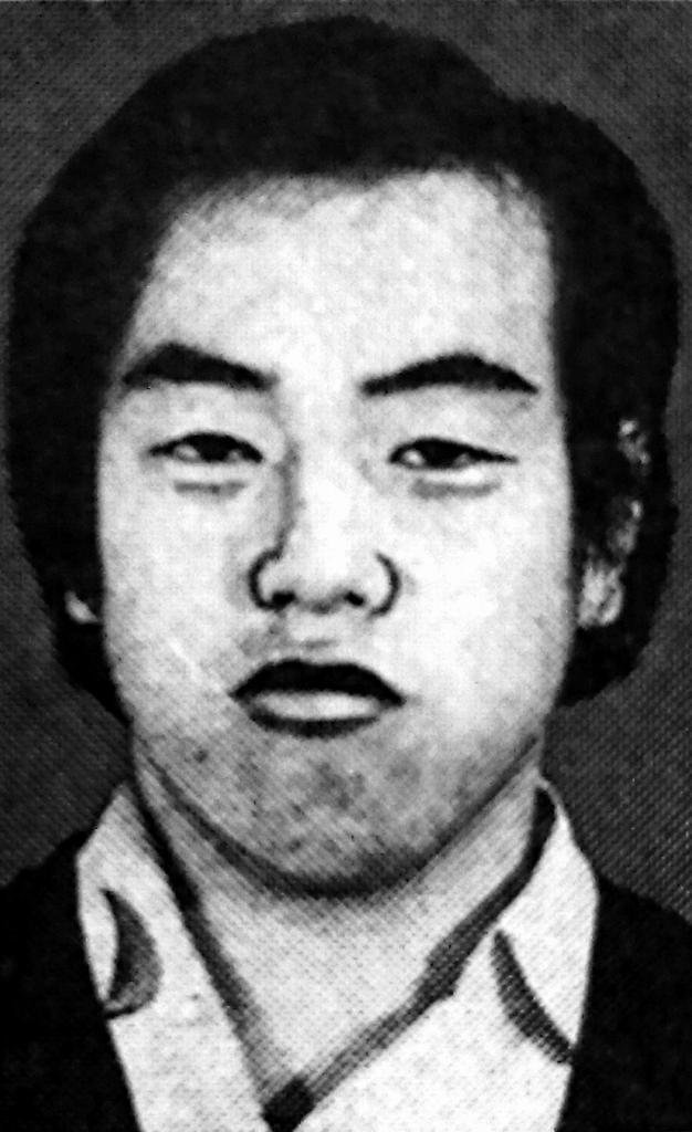 東アジア反日武装戦線bot 準備中 בטוויטר 宇賀神寿一 東アジア反日武装戦線のメンバー 1952年生まれ 大学では多数の闘争に参加 この頃に黒川芳正と知り合い 74年に東アジア反日武装戦線に参加 連続企業爆破事件に関与 75年の一斉逮捕時に逃亡したが 年に 東アジア反日武装戦線bot 準備中 בטוויטר 宇賀神寿一 東アジア反日武装戦線のメンバー 1952年生まれ 大学では多数の闘争に参加 この頃に黒川芳正と知り合い 74年に東アジア反日武装戦線に参加 連続企業爆破事件に関与 75年の一斉逮捕時に逃亡したが 年に