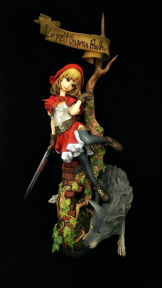 North 9 ワンフェス17夏の新作 赤ずきん 童話の赤ずきんちゃんをオリジナルヴィネットにしてみました 狼に狙われた少女 狼を従えた狩人 樹木の下に眠る骸骨 色々と想像できるダークファンタジーな仕上がりです 全長300 全43パーツ