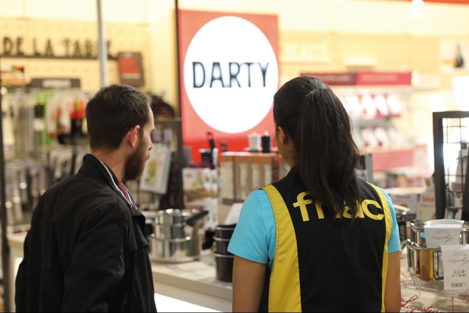 LSAconsommation's tweet photo. ⚡️ #actu L'allemand Metro Group devient actionnaire de référence de Fnac-Darty 
>>https://t.co/Jr1jgwGxbD https://t.co/Q6rkaoh7jF