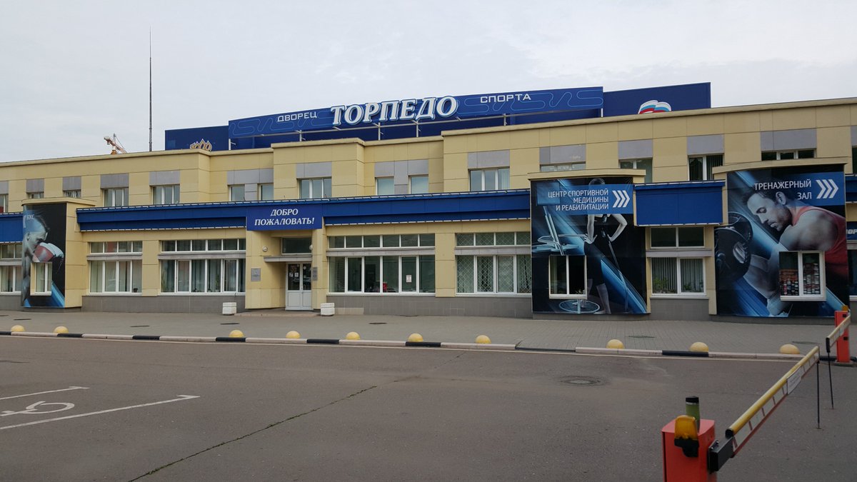 MADumontHockey's tweet photo. Observing practices of players born in '01 '05 '06 in Yaroslavl. 36 players at a time 3 coaches #skating #skills #1on1 #nosystems #90minutes https://t.co/dExuADicIF