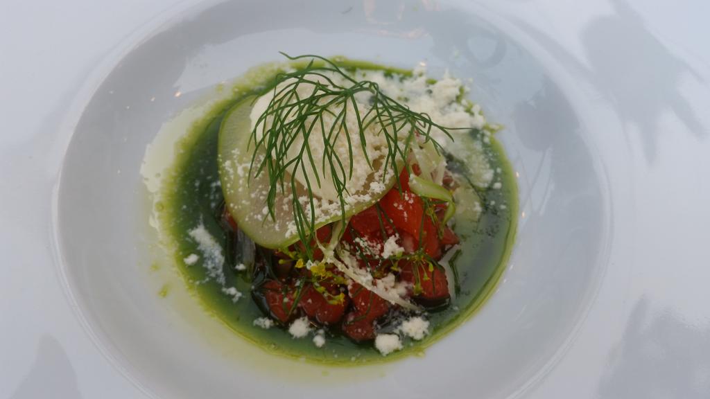 TheWineTipster's tweet photo. Great S.Pellegrino Itineraries of Taste Banquet with Chris Denney @108Garage @HarveyNichols Chris c u soon #SPTaste https://t.co/HmXdC3euCT