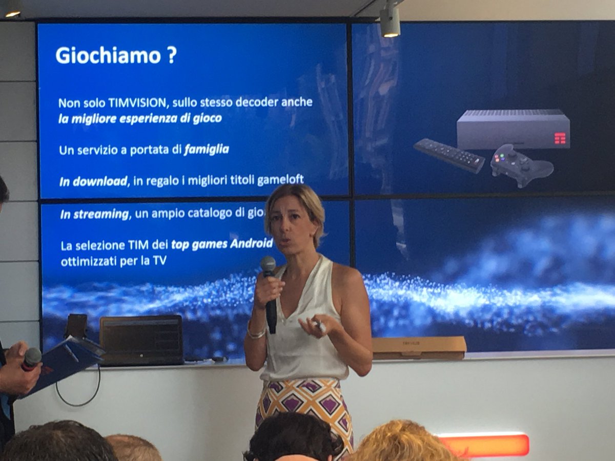 GruppoTIM's tweet photo. "10mila titoli, contenuti premium e sport. L'offerta @TIM_vision ancora più attrattiva grazie alle novità TIM" - @la_bisca 
#TIMSmartLife https://t.co/laVzJYpc6B