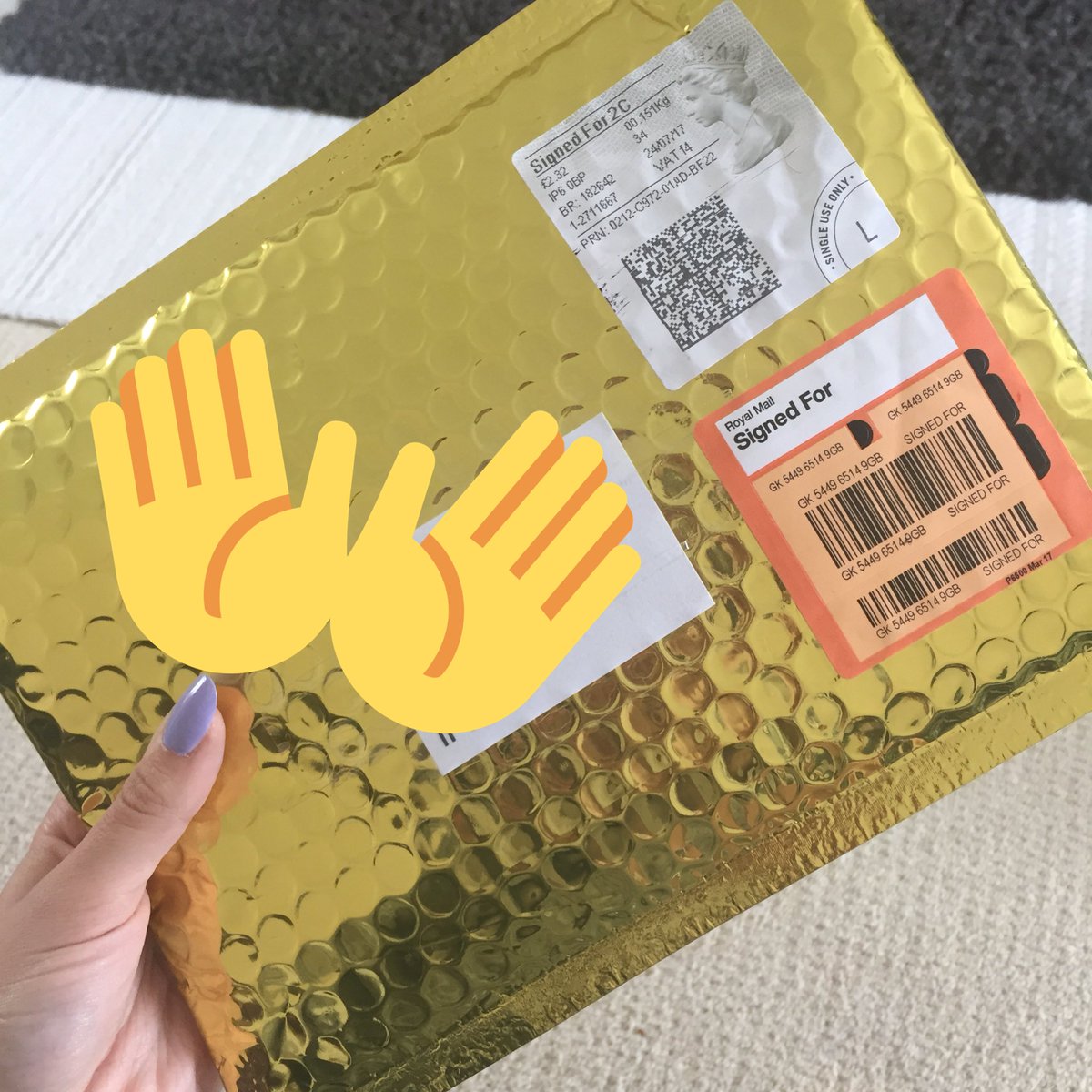 Ruby_L_B's tweet photo. THEY'VE ARRIVED!!! #BrushSquad @IndyLuxe https://t.co/3damdfHGRZ