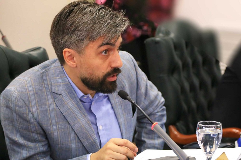 sur54's tweet photo. Elecciones 2017: "Se viene una derrota histórica del gobierno provincial", pronosticó Rossi https://t.co/408LUWKMhh https://t.co/7DsDNcIqV0