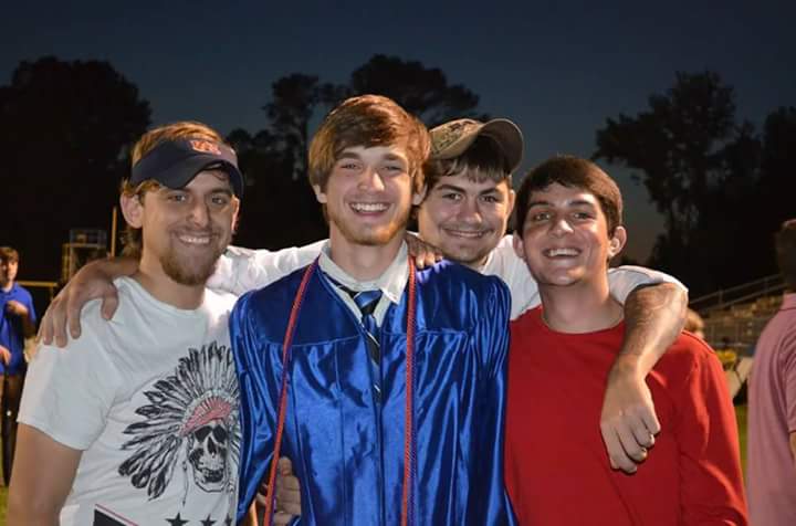 Dak_B007's tweet photo. No matter what I do or where I end up, you'll always be my brother. Keep me safe, i'll see you one day https://t.co/Uo2Boikb43