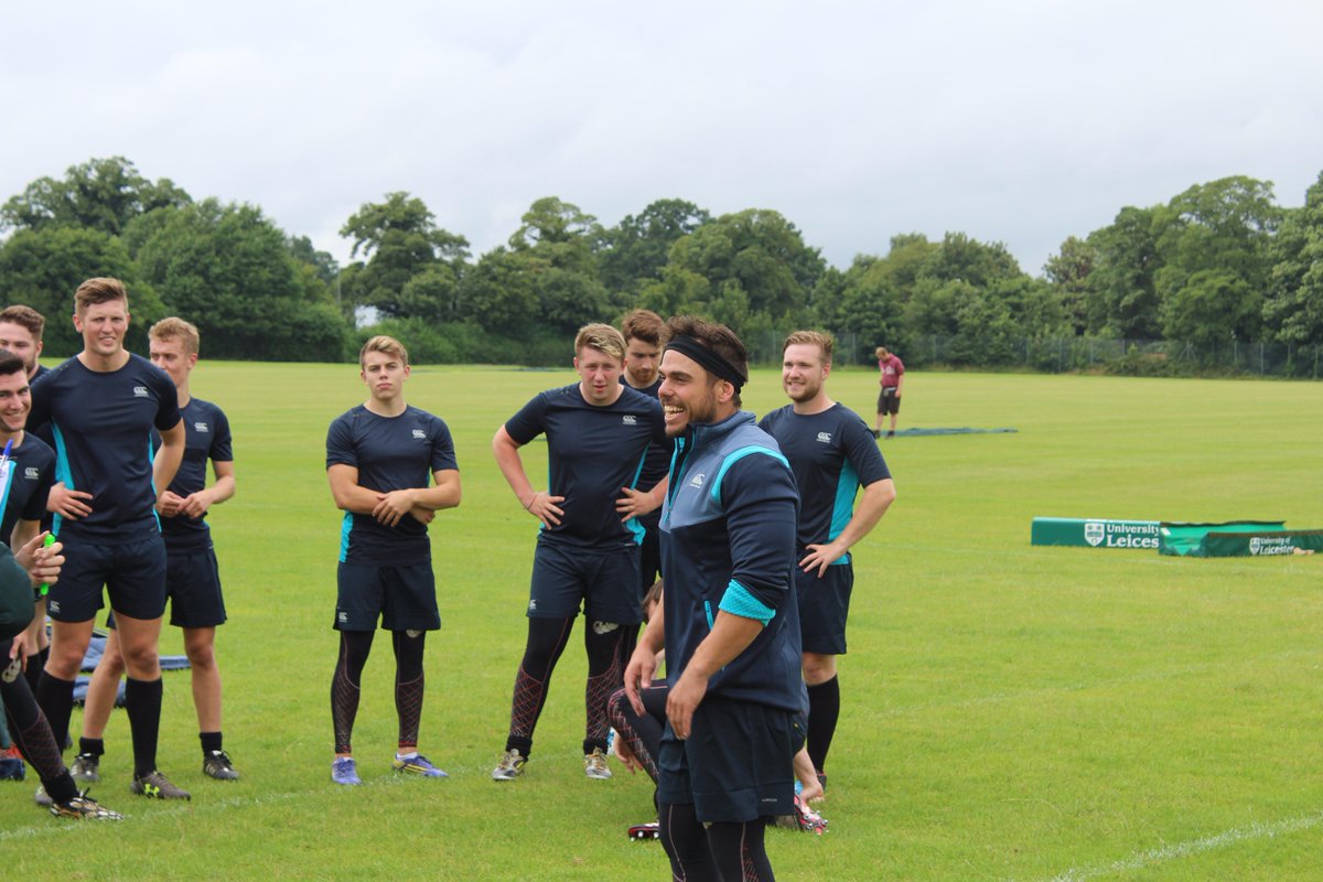 UOL_Sport's tweet photo. The boys from @uolrfc were back in action today! Training with @RossEdgley as part of an upcoming @canterburyNZ campaign 🏉 Kits looking 👌 https://t.co/a7NAT3oZEN