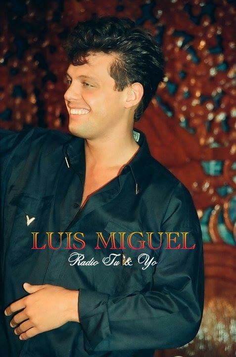 RadioTuYYoLM's tweet photo. Nooo... nunca dejes de soñar
y mañana al despertar
ve la vida con amor
sonríe.... ¡sonríe! #LMFrases #LuisMiguel https://t.co/05iiL6BIAR
