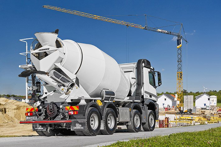 Liebherr_GB's tweet photo. Take a look at the latest #Liebherr generation 5 truck mixers &amp; find out about their technologic advancements https://t.co/kKsHLmtwmi https://t.co/L7sq5mv8TQ