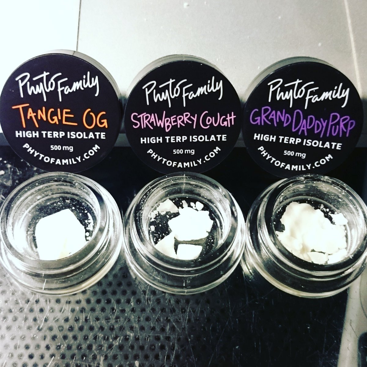 DTOM_Vape's tweet photo. #highterp #cbdisolate from @phytofamily is here! Can't wait to get dabbing https://t.co/yrKUTMqLtp