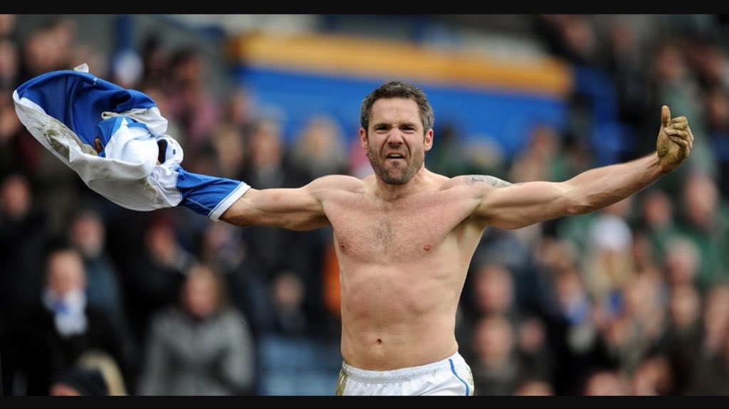 GMchugh90's tweet photo. @Rovers @David8Dunn #MyRovers #SoldiersAndArtists Todd, hard tackler no nonsense defender remember his commitment, Dunny got to be the late goal vs Burnley https://t.co/KBBI2dDdOw
