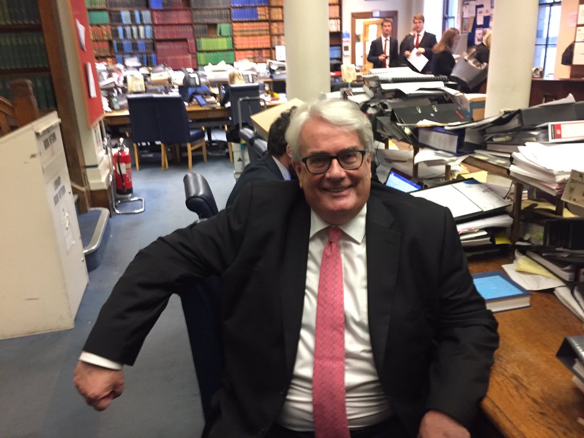paulmcgarrysc's tweet image. Delighted to congratulate new Chief Justice Frank Clarke as he visits his old seat in the Law Library