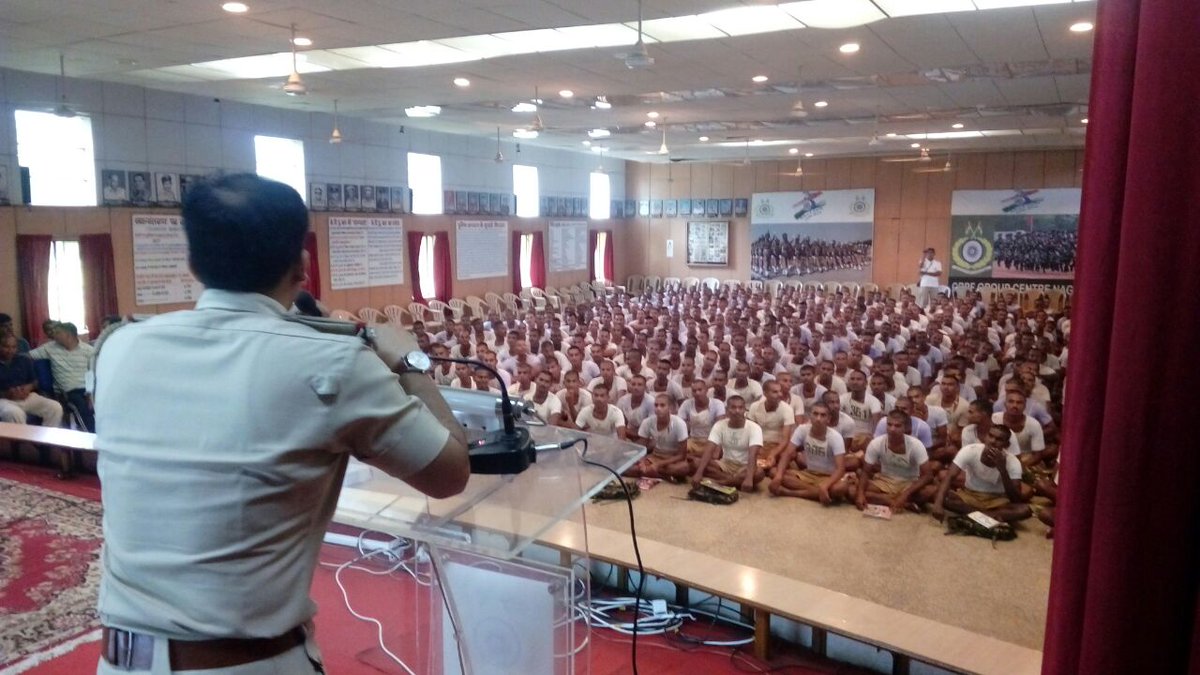 Cyber Awareness Lecture delivered by API Mane #CybercellNagpur in the ceremony of #SainikSammelan at #CRPF Nagpur