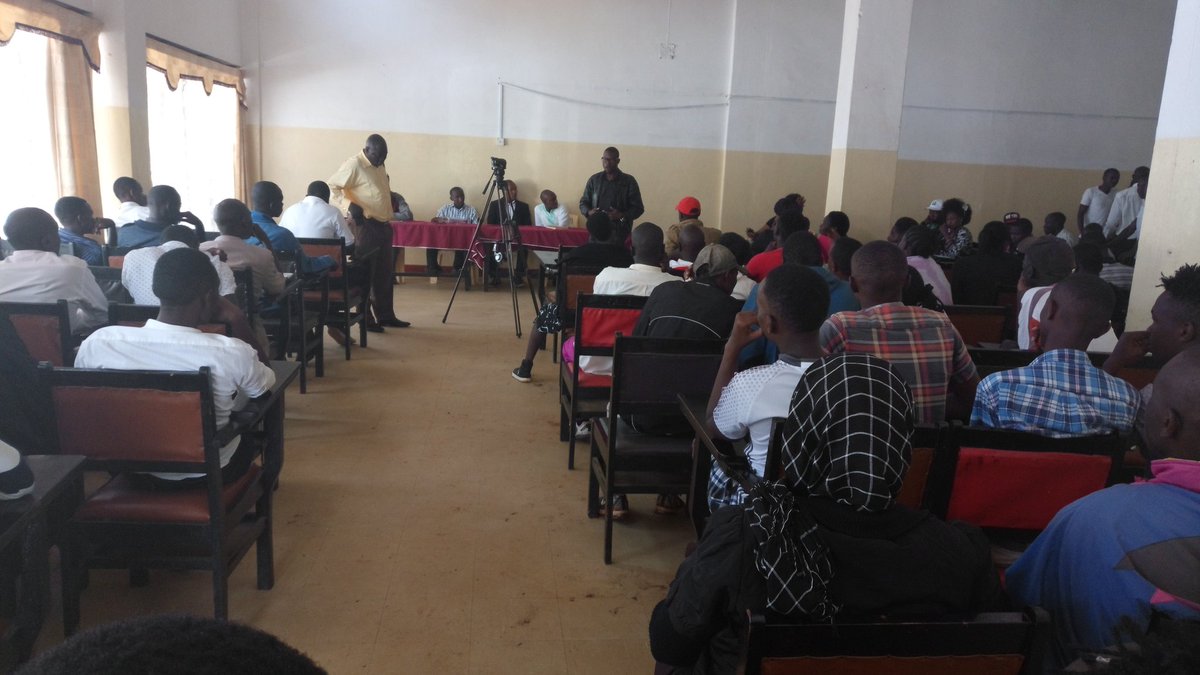 goddybarasawere's tweet photo. @SirNguti @MustafaAmaganga @kot Credit goes to the @youthagenda254 for having a session with the youth in KITALE ##DearPolitician #PeaceVote https://t.co/EdnzvIVr2t