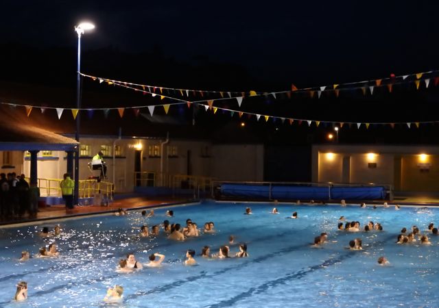 StoneyPool's tweet photo. The weather's clearing! Yippee! In good time for midnight swim tonight. Doors open 9.30 for 10pm start. All tickets on sale at door. https://t.co/rrn7eTwO8p