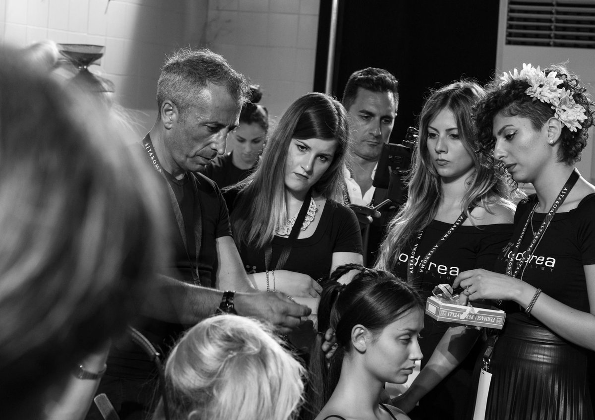 look_year's tweet photo. Altaroma
THE LOOK OF THE YEAR
Fashion and Models
Modarea
#thelookoftheyear #altaroma #modarea https://t.co/dSnm7Fj2NT