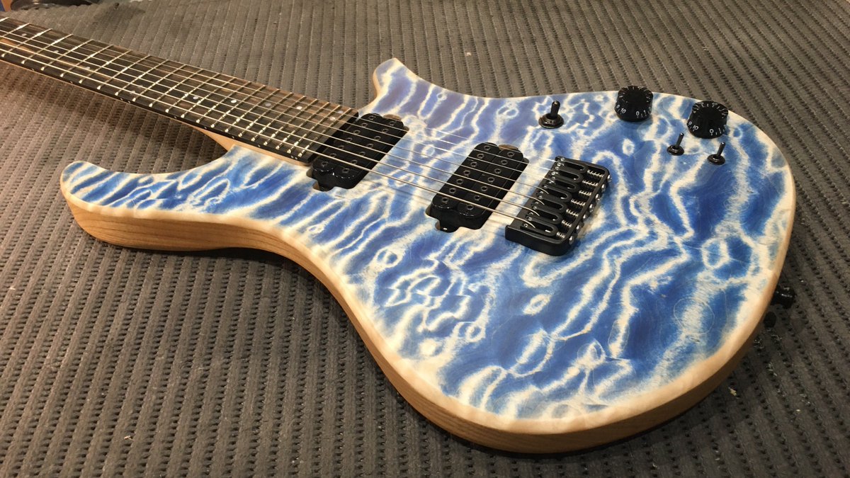 Overload Custom Guitars Rea7 Quilted Maple/Ash 【7弦モデル】【8月