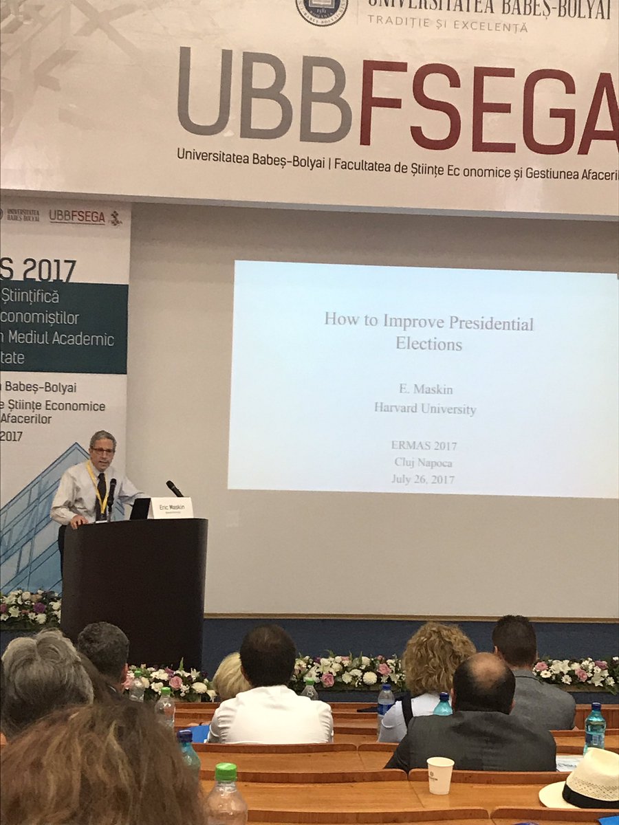 MPacurarM's tweet photo. 2007 Economics @NobelPrize Eric Maskin keynote speaker at #ERMAS2017 on vote-splitting & how #PresidentTrump outcome could have happened https://t.co/Lr4DXZqct0