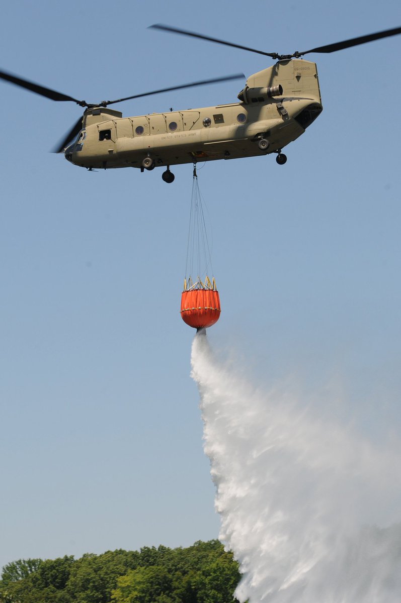 GeorgePenas's tweet photo. @pyrosvestiki Τον bumbi bucket εννοείτε? https://t.co/01CnmqzPNZ