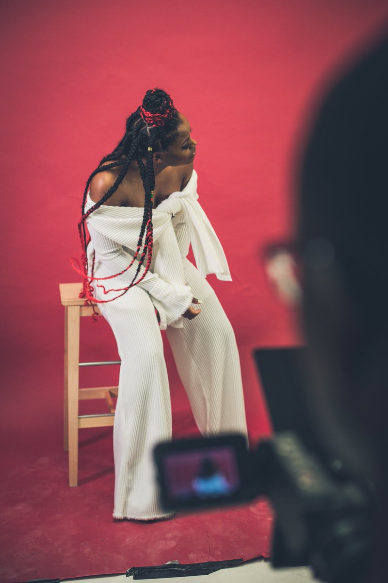 The 411 Magazine tweet media
