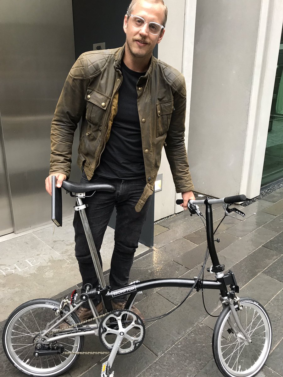 SFitzpatrick92's tweet photo. @BenBowers is taking his #moustache from a ride this weekend on @BromptonBicycle Need more practice on the assemble time #16sec π@MovemberUK https://t.co/c5AA3v3XQH