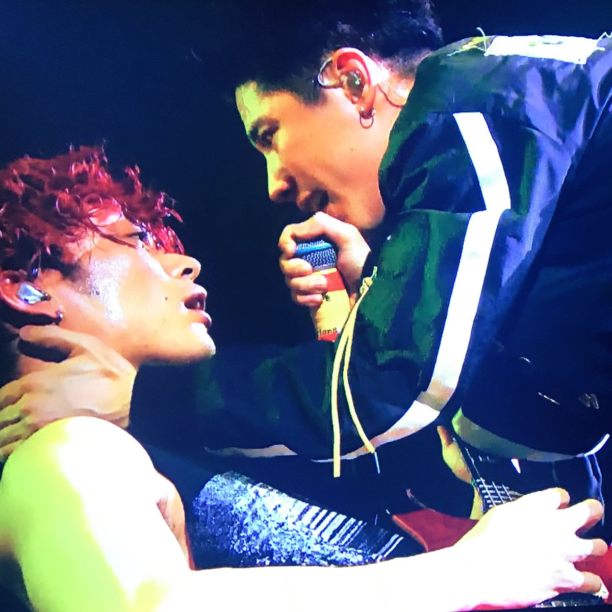 one_saki's tweet photo. フォロワー増やしたいのでタグしまーす😎
#ONEOKROCK好きな人RT
#いいねした人全員フォローする 
#フォロバ100 
#ONEOKROCK
#OORerさんと繋がりたい 
#OORerさんRT 
#OORer

ONE OK ROCKの曲のおかげで高校合格💮 https://t.co/gfnY8YMTI0