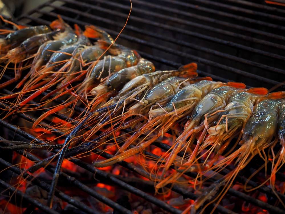 CakeByDominique's tweet photo. If you're looking for a caterer for parties, weddings or events @FlamingGourmand does the most amazing barbecues 🔥 https://t.co/TnUb5Eiiq6 https://t.co/nfqrEUo6Fq