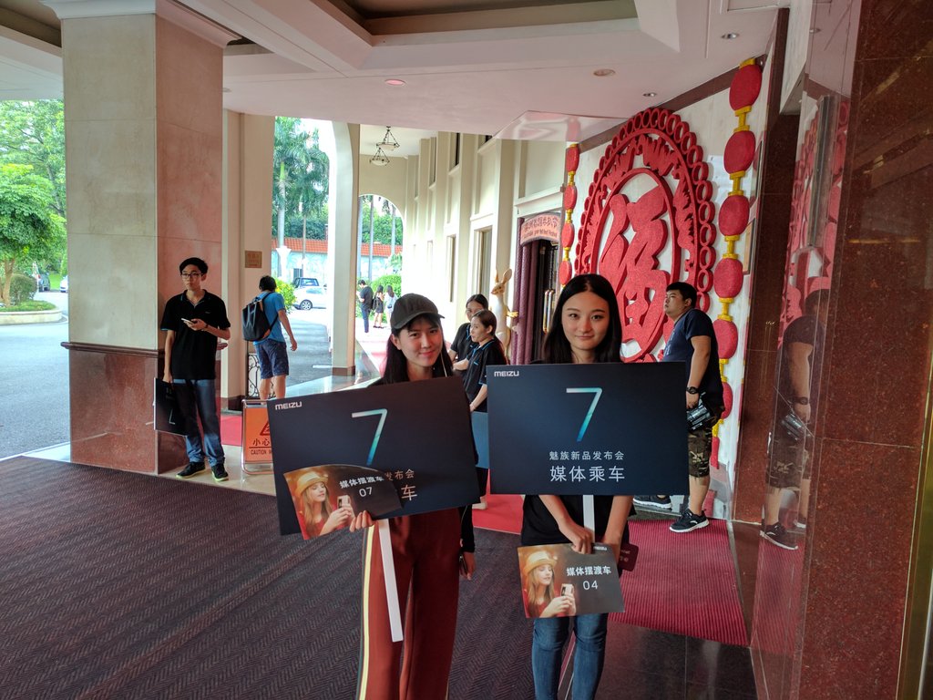 zero0signal's tweet image. #misspro7 ? :D @HDblog @MEIZU  #meizupro7