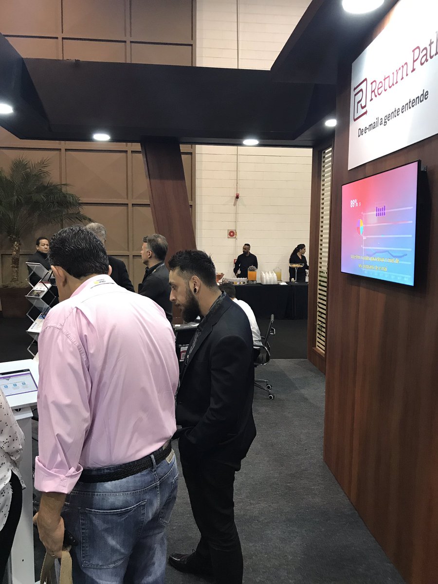 ReturnPath_BR's tweet image. A gente entende de e-mail, e você? Visite nosso stand, responda ao Quiz e ganhe prêmios #ForumEcommerceBrasil