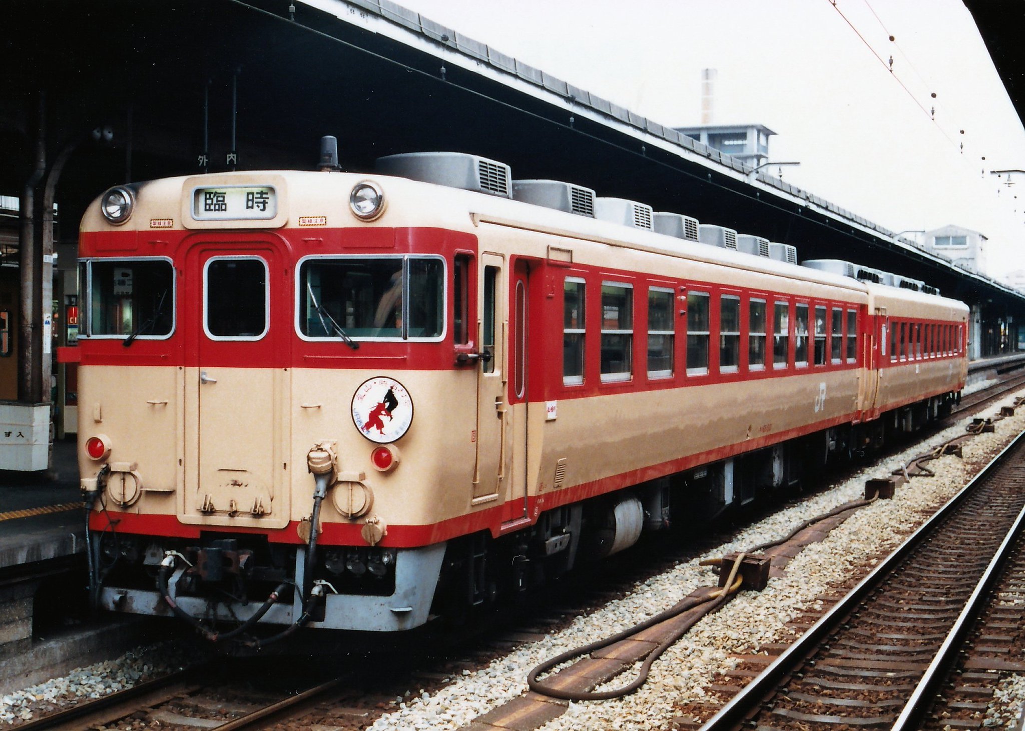 キハ82 キハ58 DFqMl8GVoAEVx9x.jpg:large