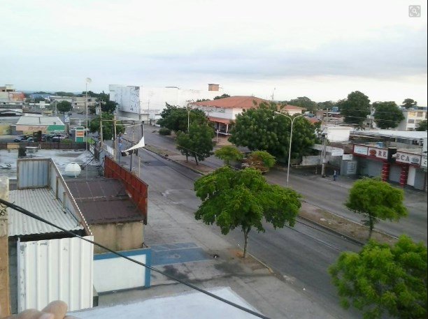 View image on Twitter