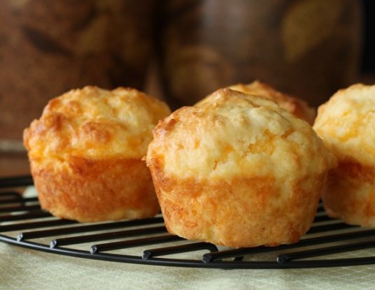 JuliaGregsonUK's tweet photo. A touch of #baking is needed today so I thought I'd share this with you all.
Try them, they are simply divine. #cheesemuffins #recipe https://t.co/mNbO78L9b3