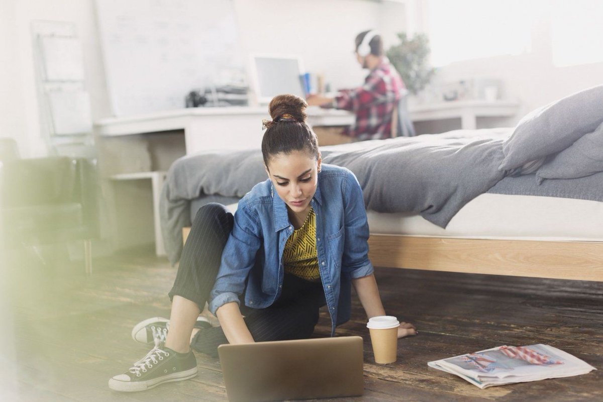 Gather_World's tweet photo. 9 tips if you're still in college but want to start a business! 😁💸 #gather #young #entrepreneur #student #money

https://t.co/fhdsi5cXiD https://t.co/8dMXi59fsT